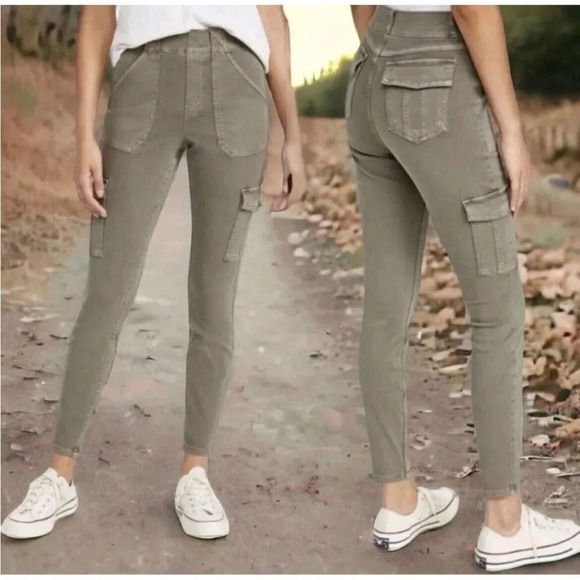 Spanx Stretch Twill Ankle Skinny Cargo Pant in Desert Dune Size S - Picture 15 of 15